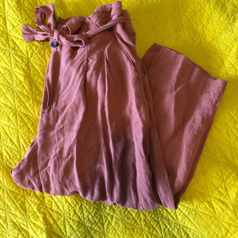 Madewell linen paper bag pants.